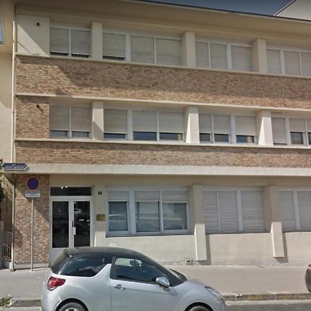 Ferienwohnung Eugene-Stockholm Reims Exterior foto